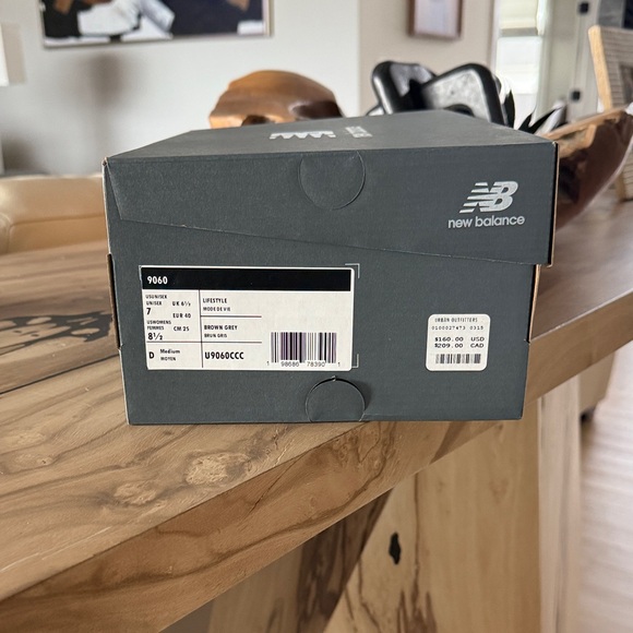 New Balance 9060 Sneakers - Picture 11 of 12